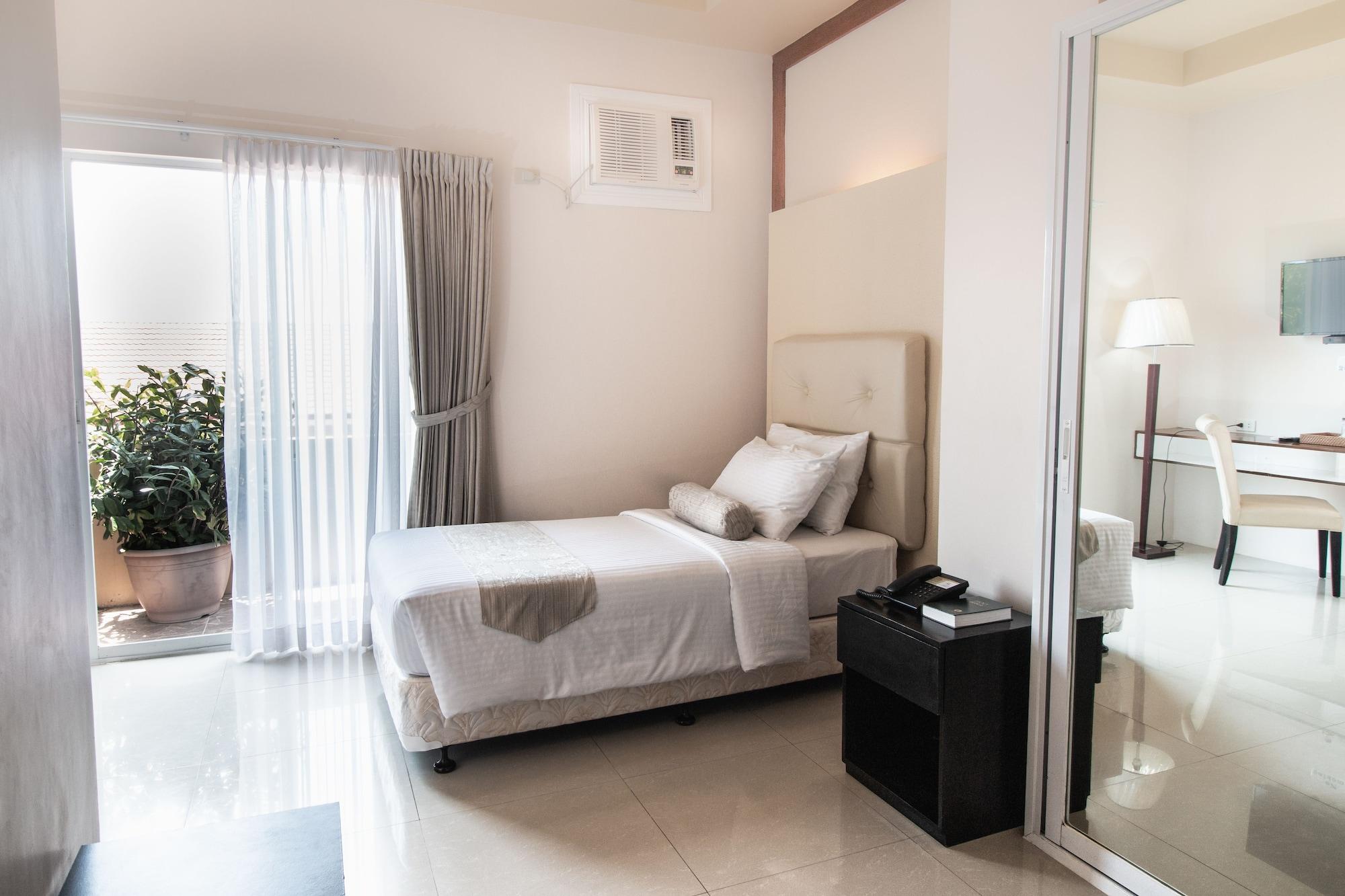 Hotel Dumaguete Dumaguete City Exterior photo