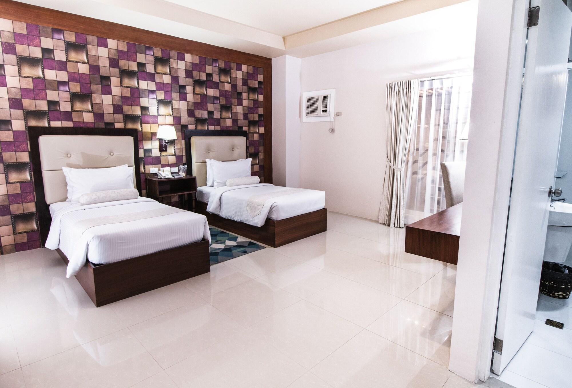 Hotel Dumaguete Dumaguete City Exterior photo